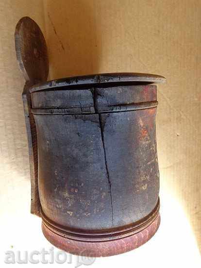 Very old spoon, salt, wood, mortar - 7 Very old spoon, salt, wood, mortar - 7