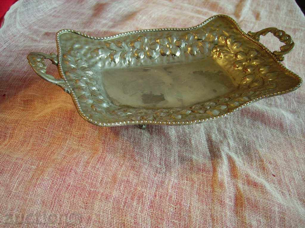 Sell a beautiful metal tray. Sell a beautiful metal tray.