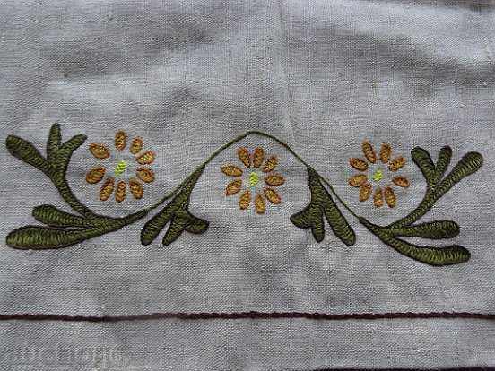 Hand-embroidered card, blanket, embroidery, embroidery with price 29.00 BGN | € 14.83 Hand-embroidered card, blanket, embroidery, embroidery with price 29.00 BGN | € 14.83