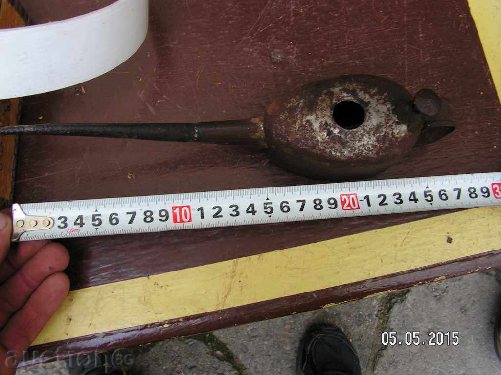 STEEL IRON OIL WITH PUMP WORK with price 9.00 BGN | € 4.60