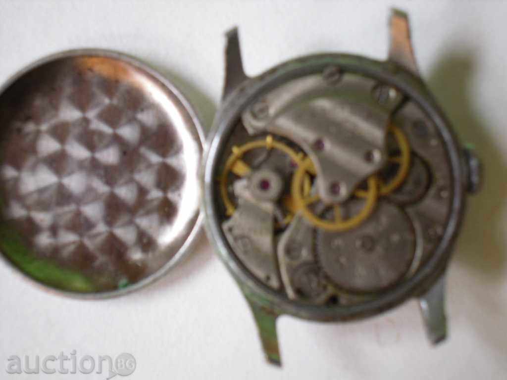 Παράδοση Μόσχα 16 kamaka.1 MRZ-Kirovsky Παράδοση Μόσχα 16 kamaka.1 MRZ-Kirovsky