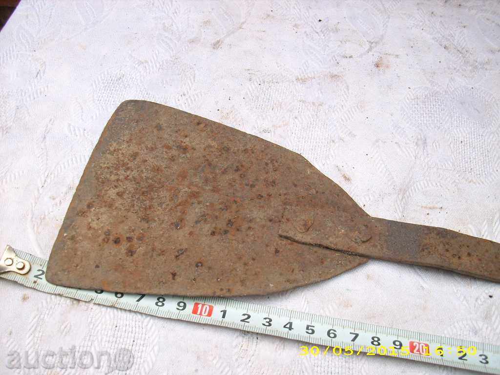 OLD HANGING LOOP, PAPER, HANGING - 5 OLD HANGING LOOP, PAPER, HANGING - 5