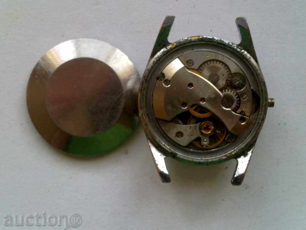 Часовник Заря с цена 3.00 лв. | € 1.53 Часовник Заря с цена 3.00 лв. | € 1.53