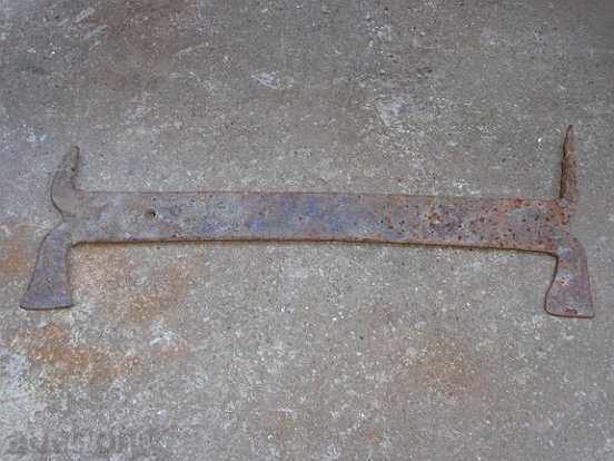 Hand-forged scraper for muddy shoes, boots, rubber galoshes Hand-forged scraper for muddy shoes, boots, rubber galoshes