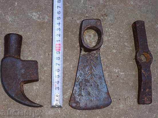 Lot of cutlery, tools, tool, wrought iron with price 74.00 BGN | € 37.84