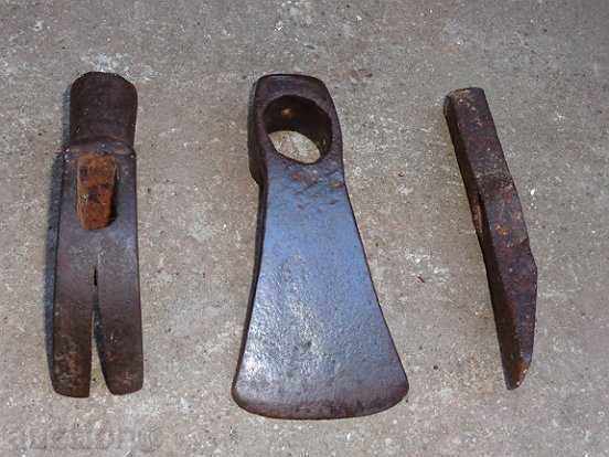 Delivery of Lot of cutlery, tools, tool, wrought iron