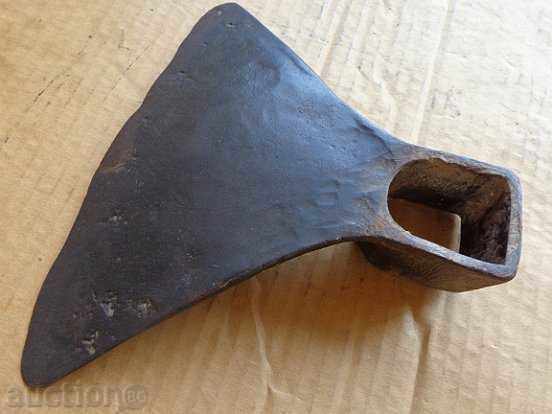 Delivery of Mop, agricultural tool, wrought iron, chapel, turntable