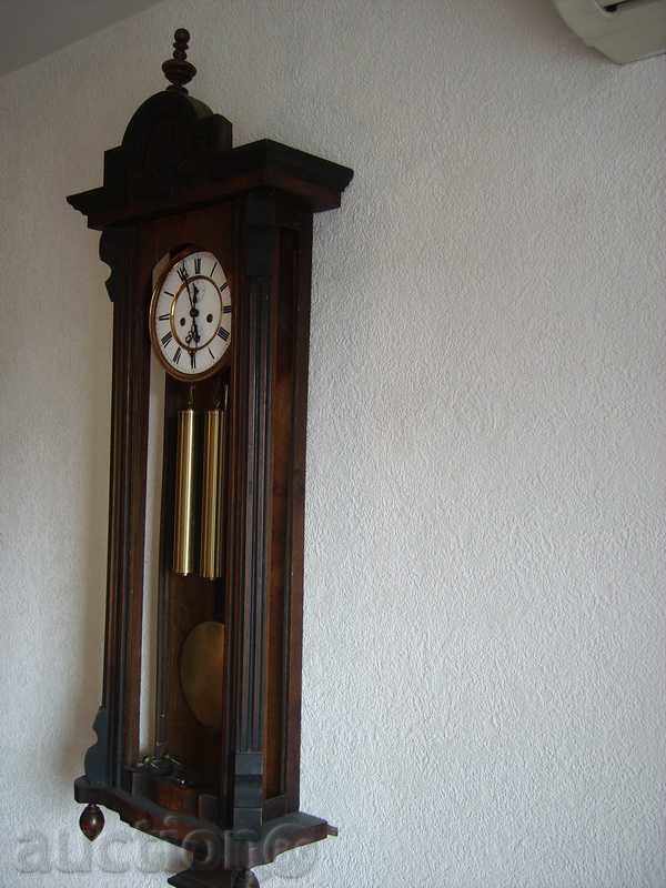 Auction I sell a large wall clock "Gustav Becker" Auction I sell a large wall clock "Gustav Becker"