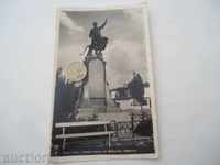 Carte poștală Karlovo. Monumentul lui Vasil Levski