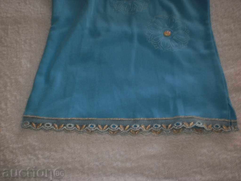 Turquoise color turquoise neck collar size 116, n with price 5.00 BGN | € 2.56 Turquoise color turquoise neck collar size 116, n with price 5.00 BGN | € 2.56