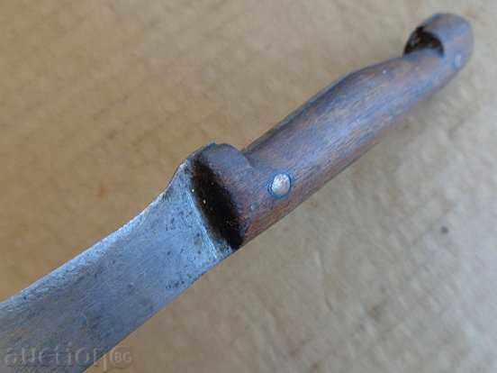 Delivery of Butcher Knee Cutting, Cutting & Cutting