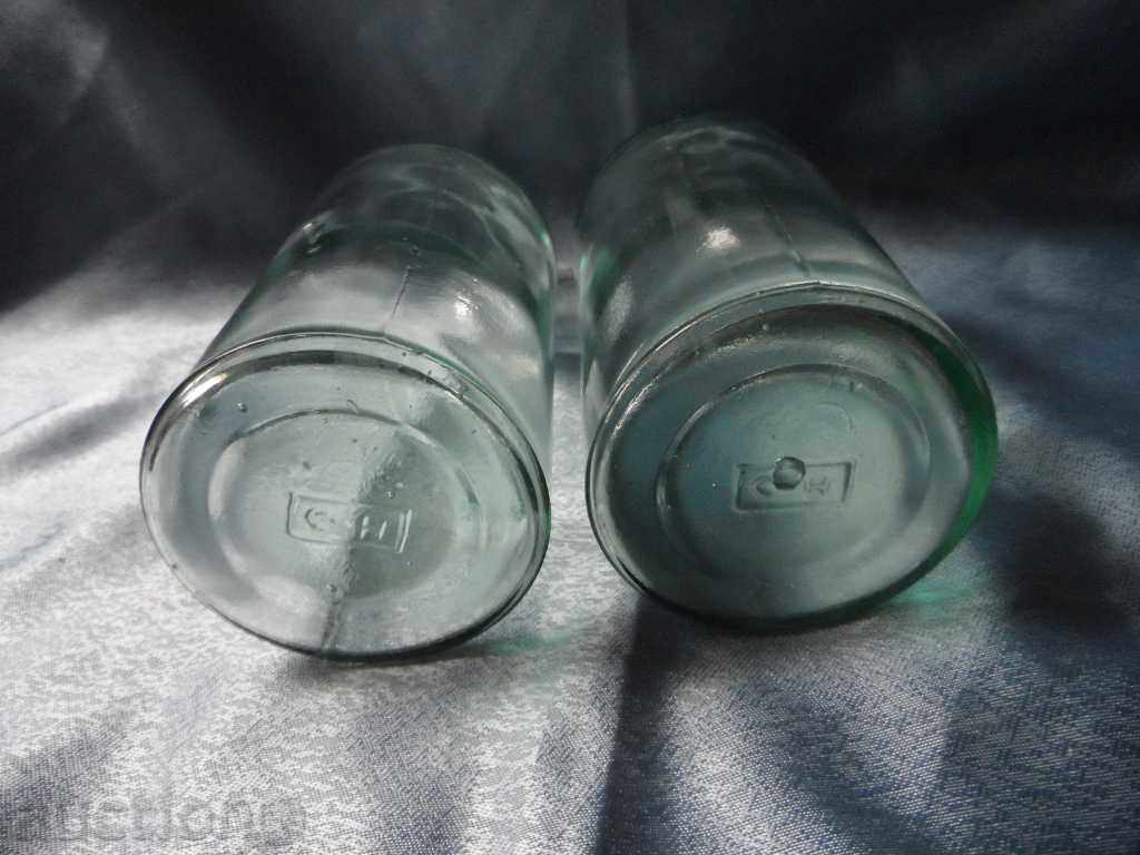 παλιά γυάλινα μπουκάλια - 2 τεμ. με τιμή 10.00 BGN | € 5.11 παλιά γυάλινα μπουκάλια - 2 τεμ. με τιμή 10.00 BGN | € 5.11