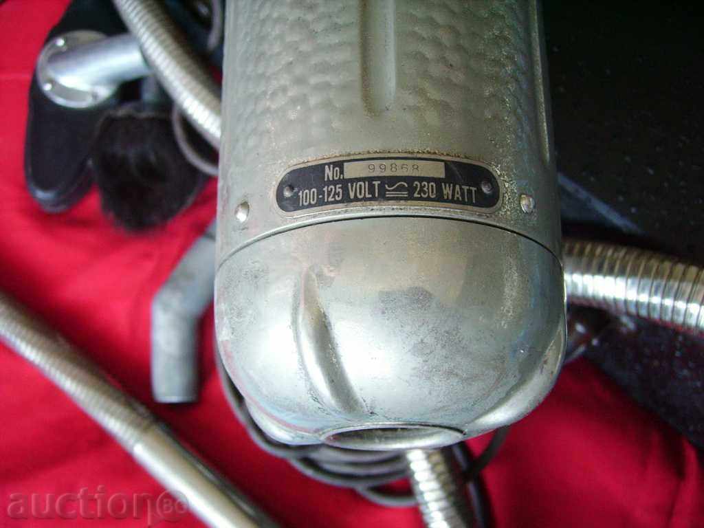 Доставка на Продавам стара довоенна прахосмукачка Доставка на Продавам стара довоенна прахосмукачка