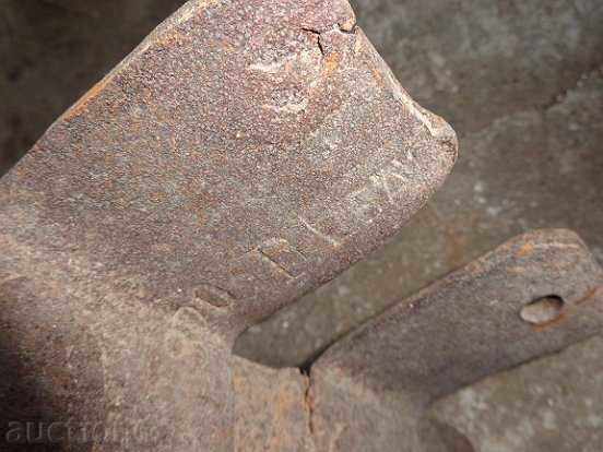 Delivery of Hand forged wagon brake, wrought iron Delivery of Hand forged wagon brake, wrought iron