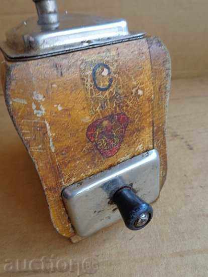 condimente Old Mill, cafea, piper cu preț 29.00 BGN | € 14.83