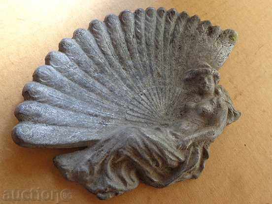 Old aluminum ashtray - 7 Old aluminum ashtray - 7