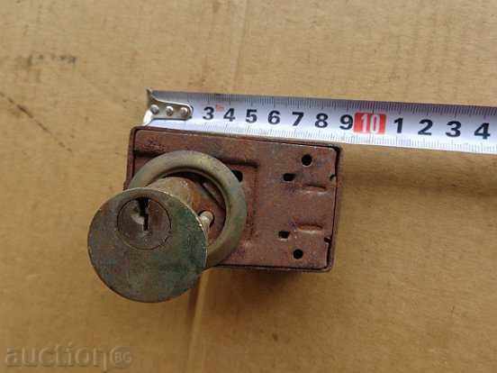 Delivery of Old Sozz Lock, Lock, Lock