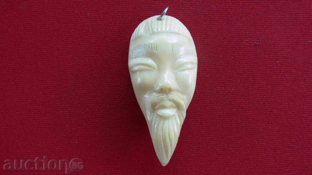 Tooth amulet tooth