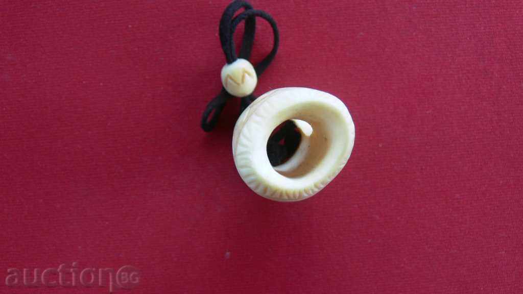 Delivery of Tooth amulet tooth Delivery of Tooth amulet tooth