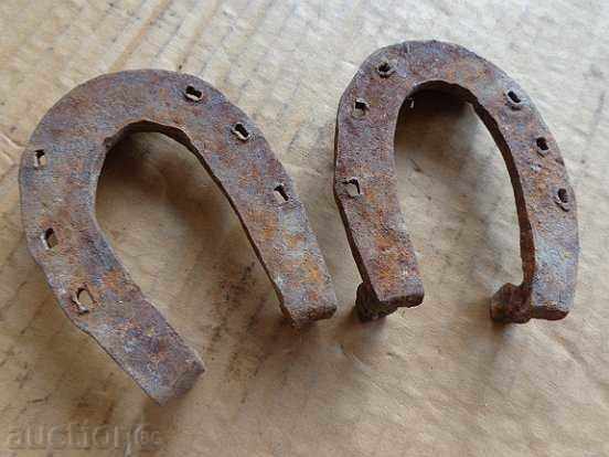 Auction 2 donkey horseshoes, horseshoe, wrought iron Auction 2 donkey horseshoes, horseshoe, wrought iron