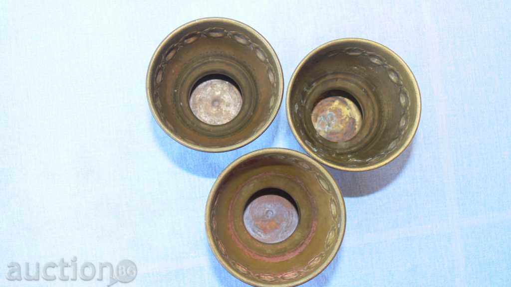 Auction HANDLING OLD BAGS Auction HANDLING OLD BAGS