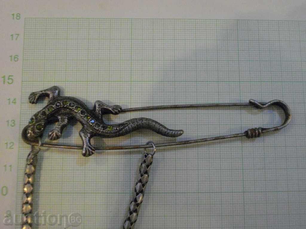 Фибула с цена 5.00 лв. | € 2.56 Фибула с цена 5.00 лв. | € 2.56