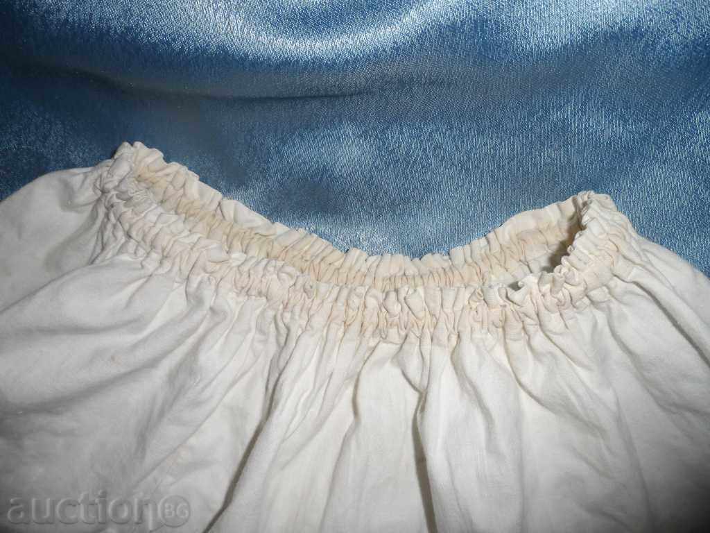 old skirt with lace with price 40.00 BGN | € 20.45 old skirt with lace with price 40.00 BGN | € 20.45