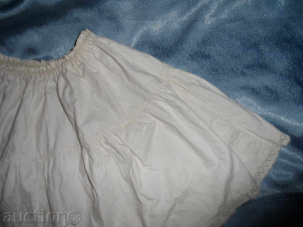 Auction old skirt with lace Auction old skirt with lace