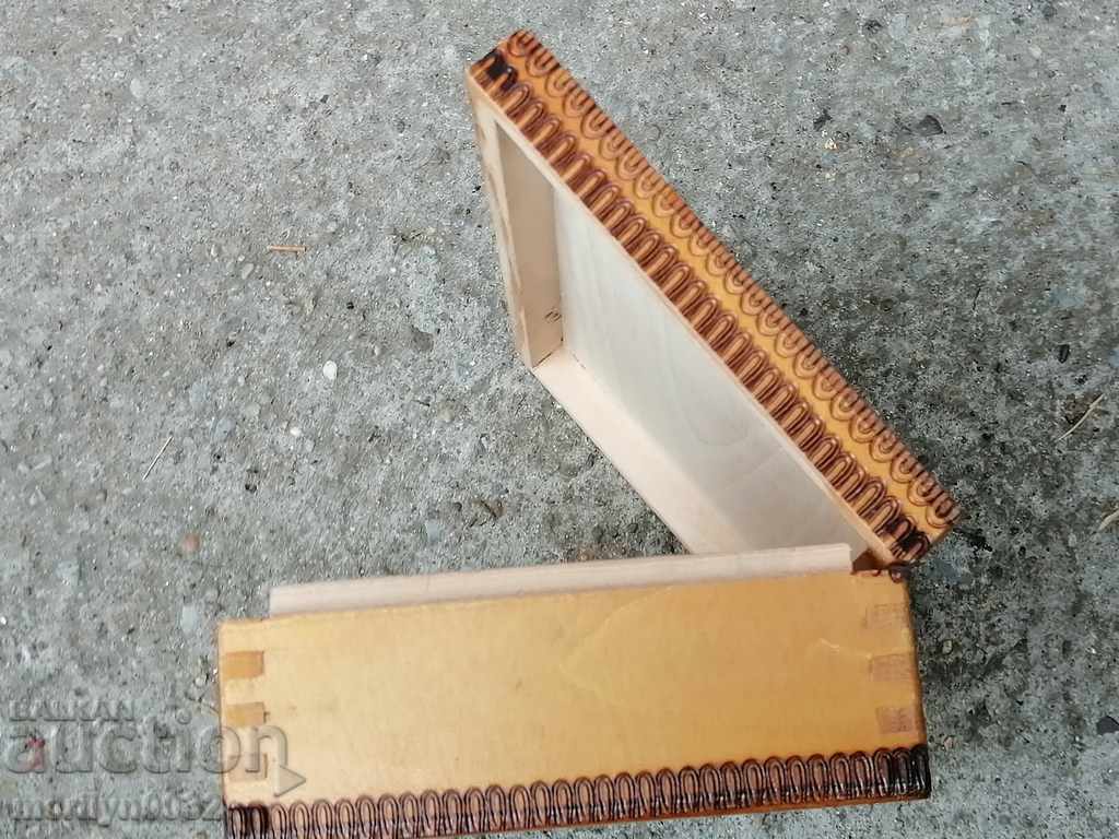 Pyrographed box for barber accessories BNA, NRB - 5 Pyrographed box for barber accessories BNA, NRB - 5