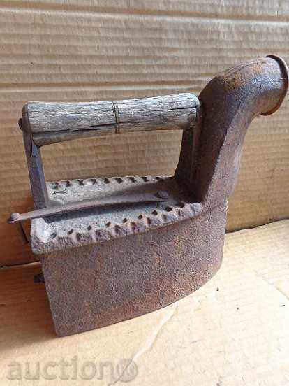 Old English grilled iron with chimney with price 76.00 BGN | € 38.86 Old English grilled iron with chimney with price 76.00 BGN | € 38.86