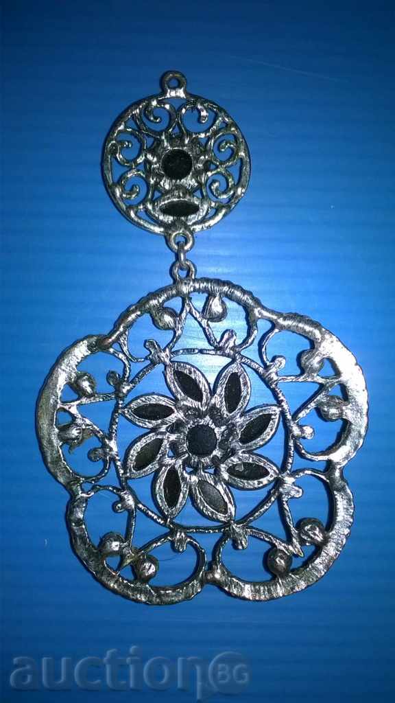 Аукцион Старо дамско колие Аукцион Старо дамско колие