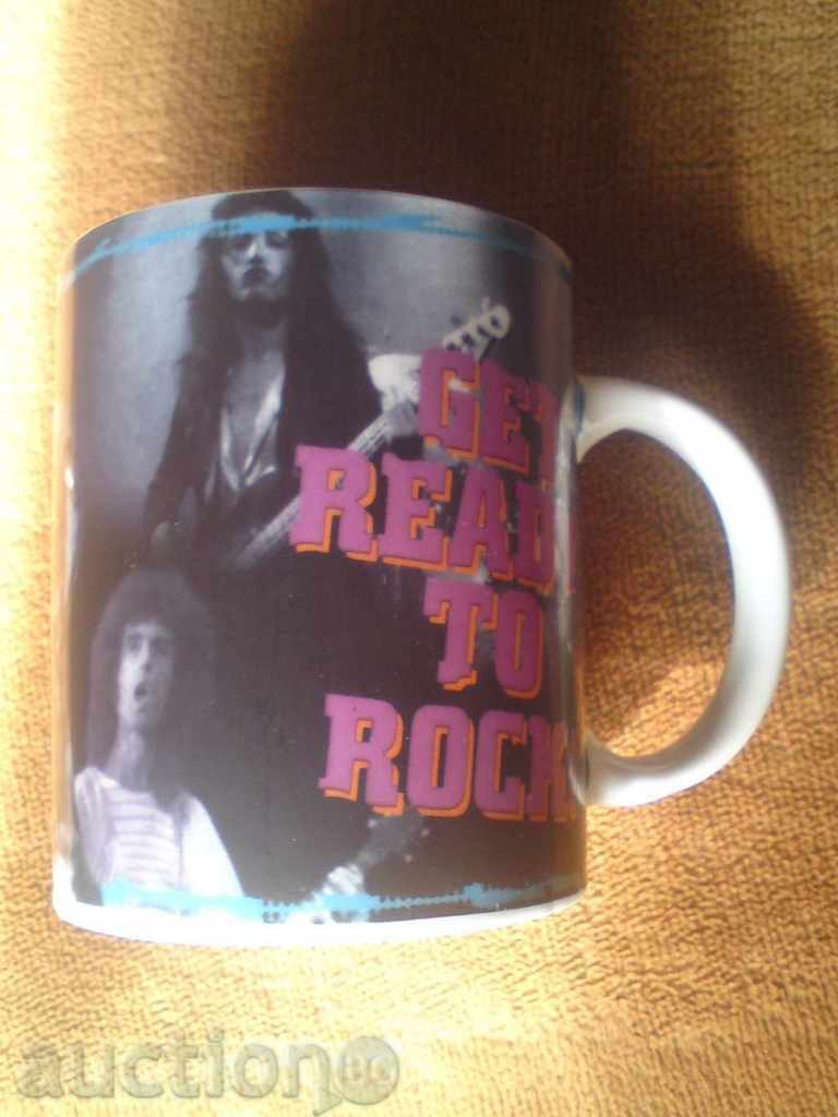 Collectible cup "QUEEN"