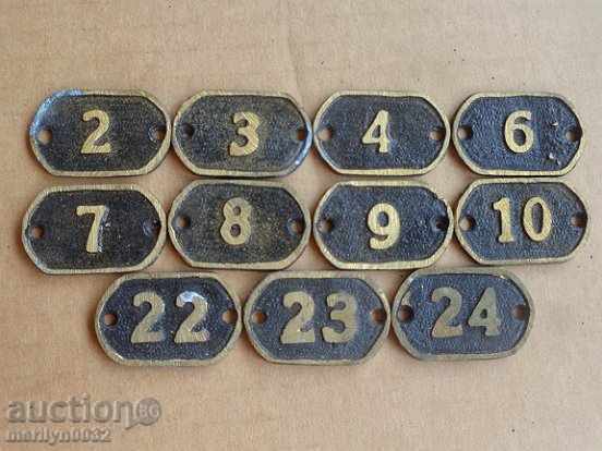 Lot of bronze plates 11 pieces with plate number plate number