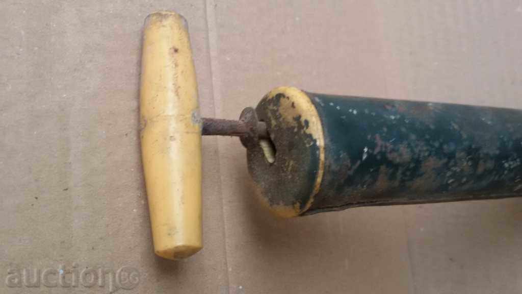 Auction old wall or ceiling effects device Auction old wall or ceiling effects device