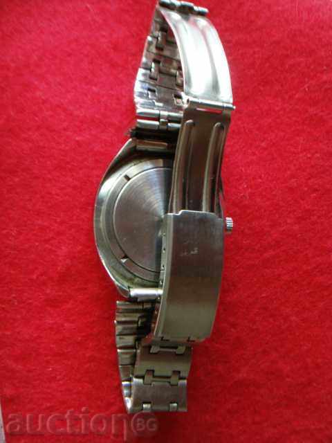 Auction RUSSIAN MECHANICAL CLOCKWORK - POLJOT Auction RUSSIAN MECHANICAL CLOCKWORK - POLJOT