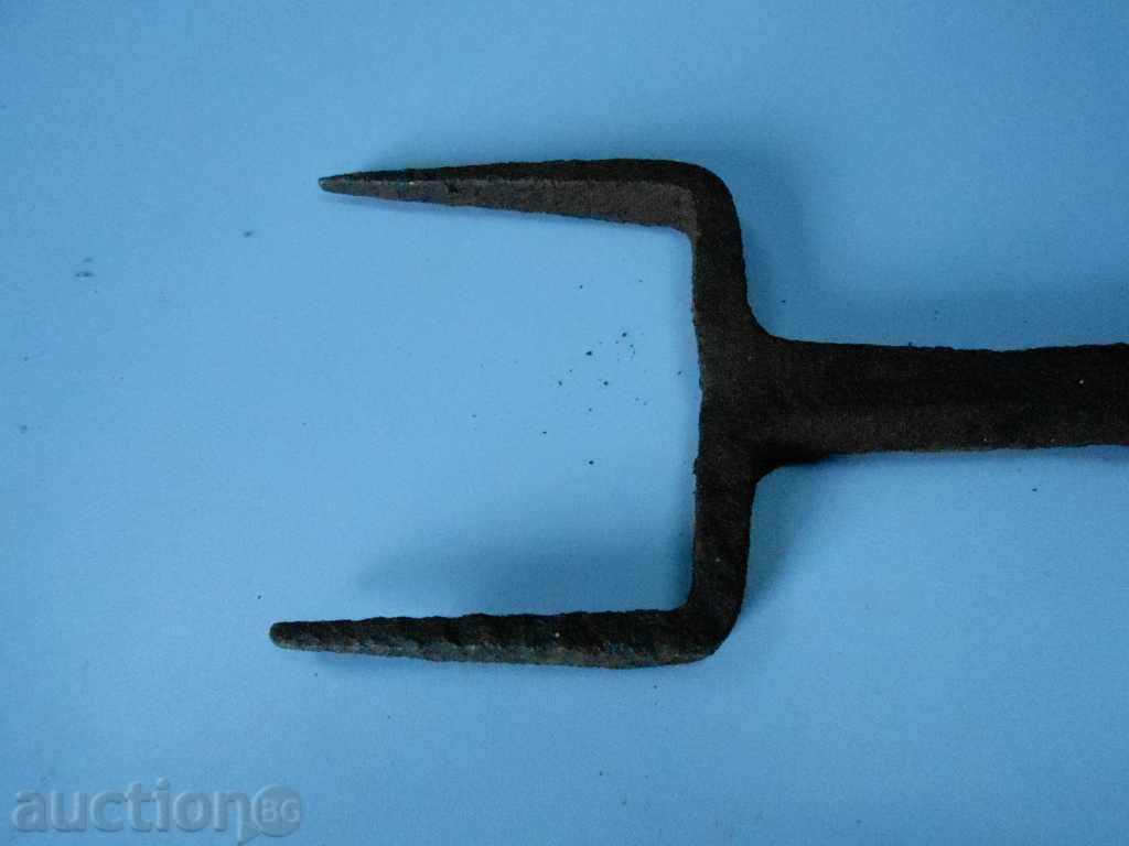 Nailed with price 10.00 BGN | € 5.11 Nailed with price 10.00 BGN | € 5.11