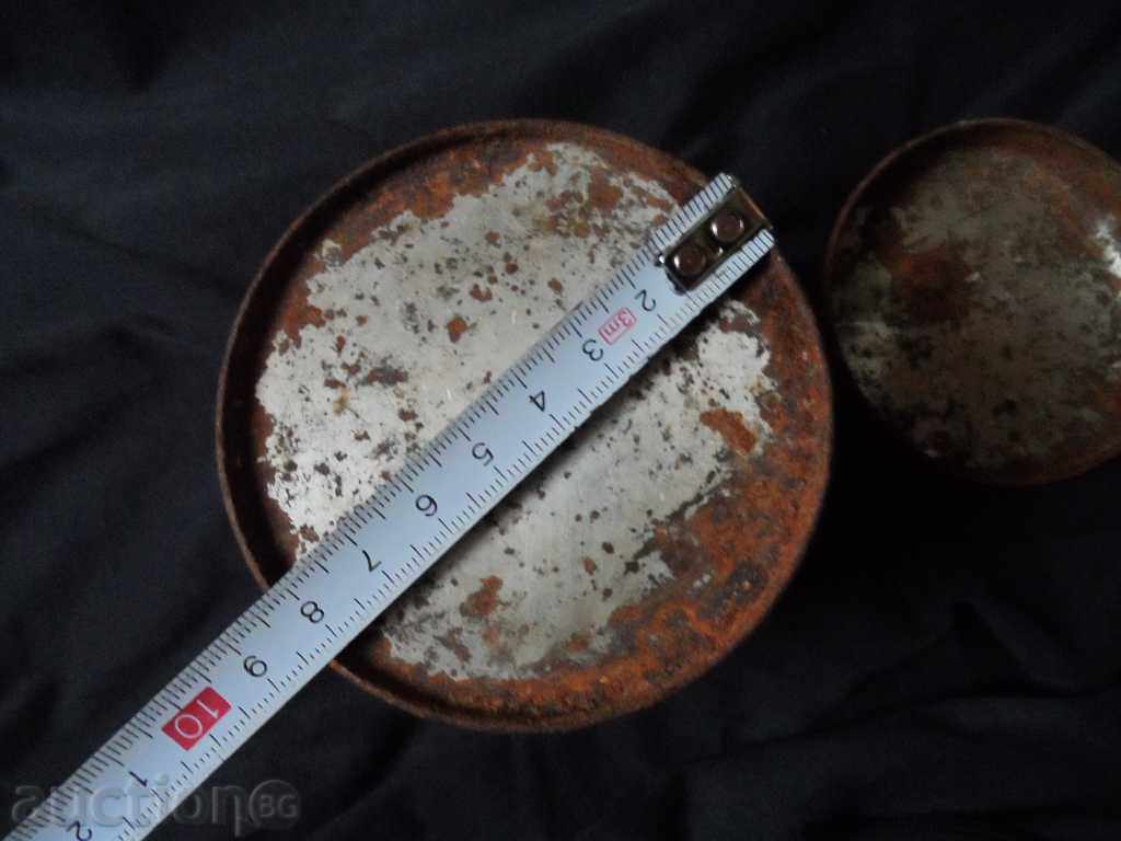 Auction old metal box Auction old metal box