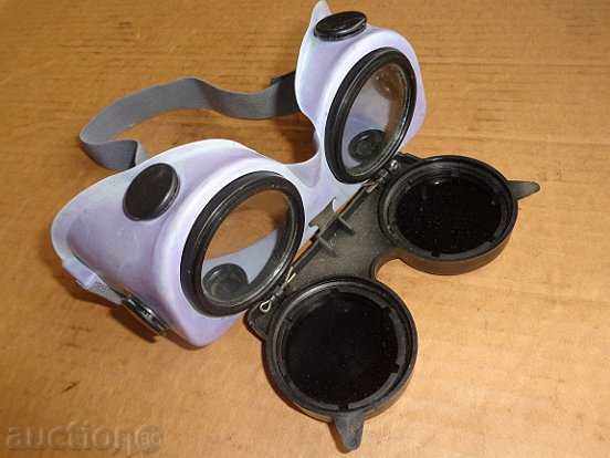 Welding glasses, welding, brand new with price 30.00 BGN | € 15.34