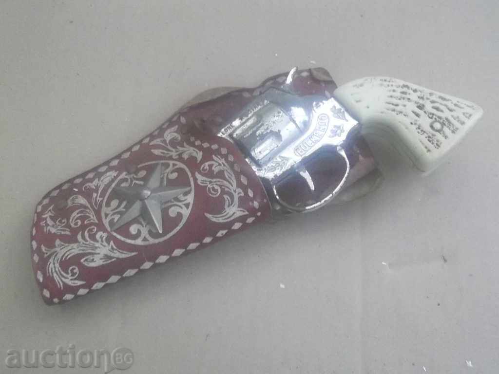 Delivery of 2203 old English toy BUCKEROO Delivery of 2203 old English toy BUCKEROO