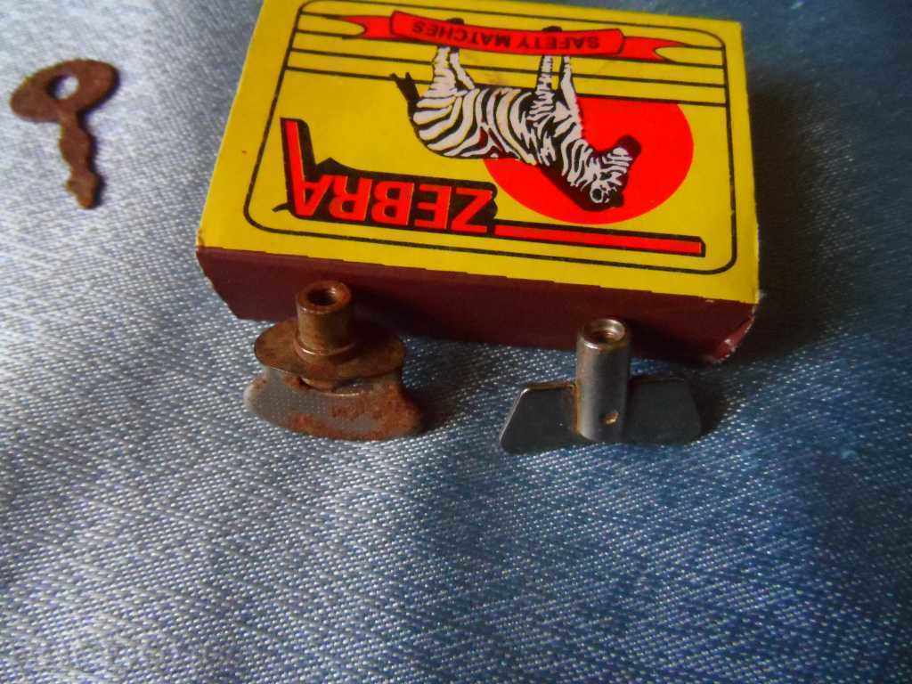 Delivery of LOT OF CLUES - 5 pcs.