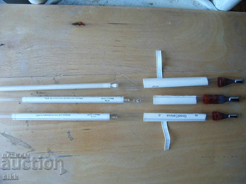 Hydrometers with a thermometer - 7 Hydrometers with a thermometer - 7