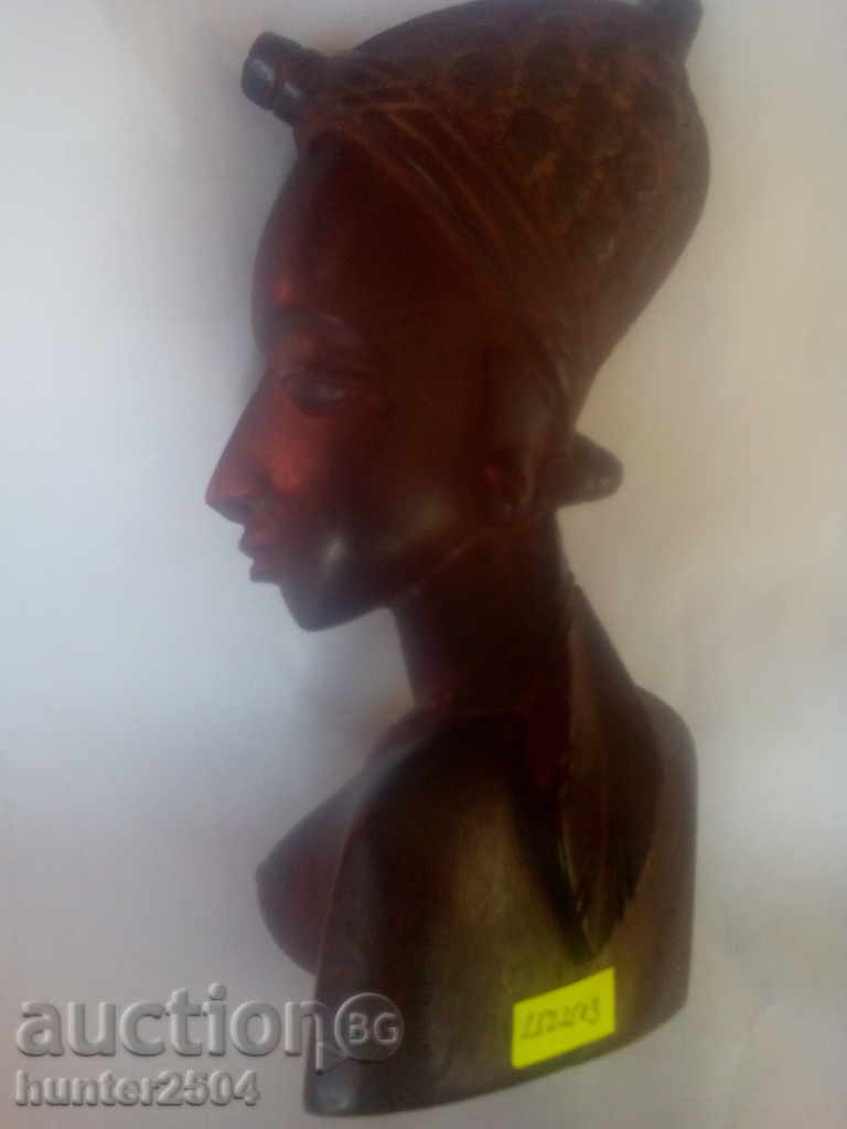 Auction  Statuette Naomi, wearing hat and necklace, ebony "EROTIKA".