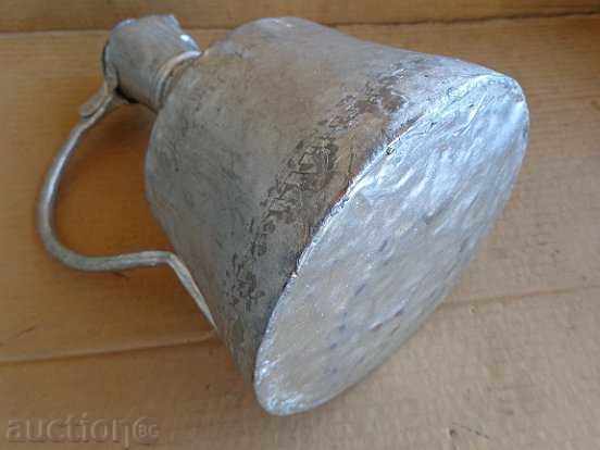 Old tin tin, hibiscus, jug, pot, baker - 7