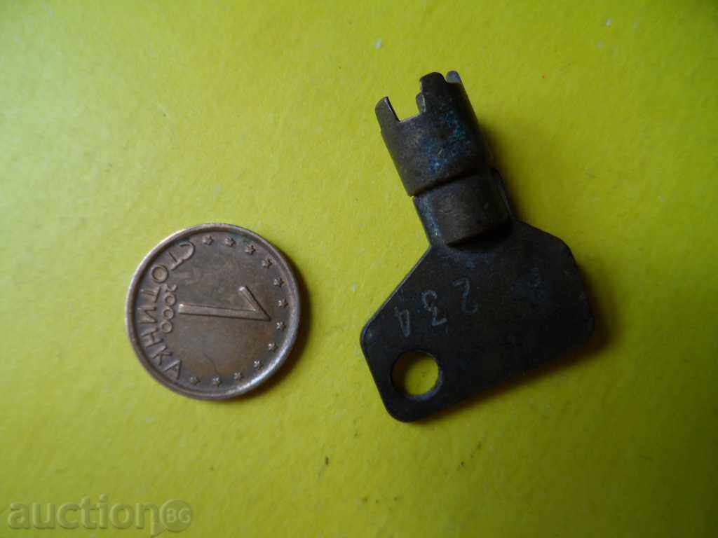 cheie veche de bronz - 6 cheie veche de bronz - 6