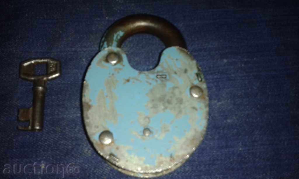 Old original padlock with price € 50.00 | 97.79 BGN