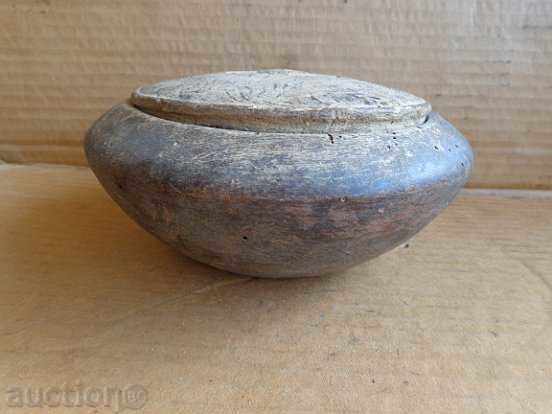 An old wooden bowl with a lid, a cop, a wooden one - 5
