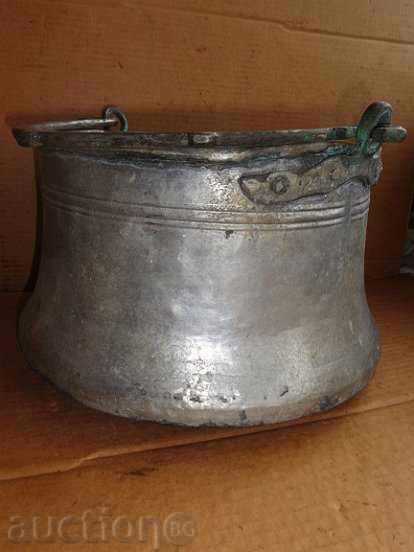 Tinned boiler, copper, copper pot, change, change with price 129.00 BGN | € 65.96 Tinned boiler, copper, copper pot, change, change with price 129.00 BGN | € 65.96