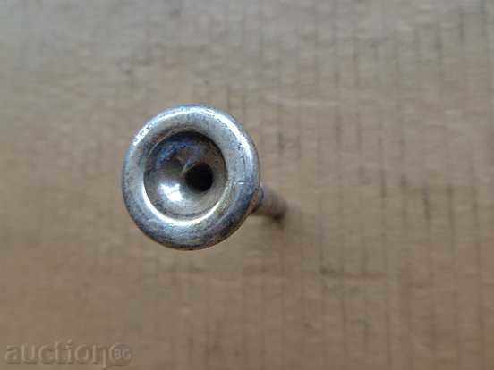 Livrarea Mustuc pentru instrument de suflat, tubă, trompetă, fligorn, bariton