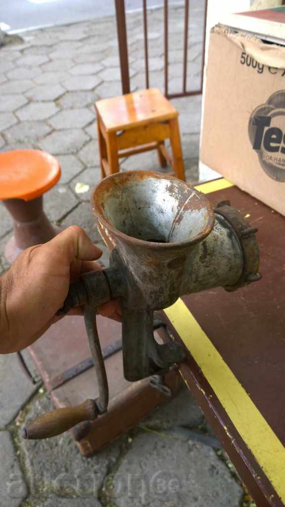 Auction 5545. BIG OLD MEAT Auction 5545. BIG OLD MEAT