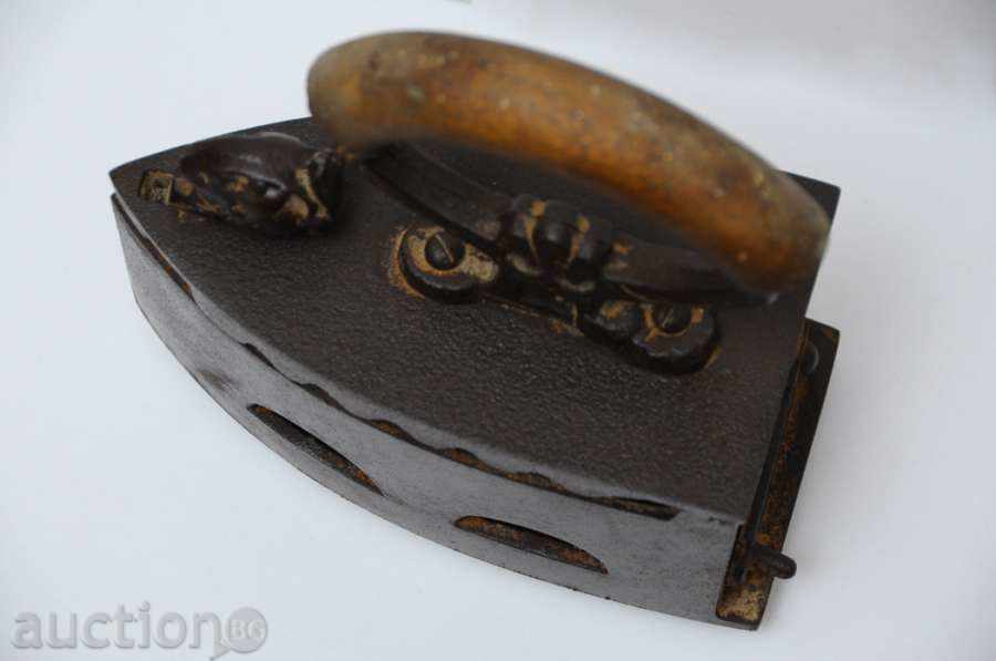 Παράδοση Σιδήρου.